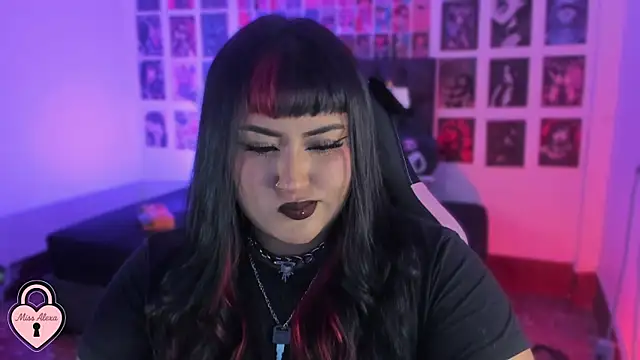 Snapshot of Tellme_Alexa chatting on November 15, 9:39 am Tellme Alexa online show from November 15, 9:39 am