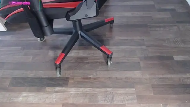 Snapshot of servedcock chatting on February 21, 11:11 am servedcock online show from February 21, 11:11 am