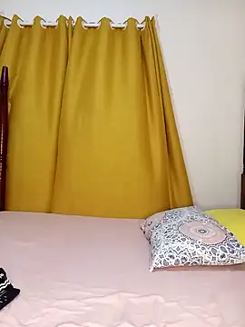 Ayrella02 online show from December 27, 3:37 pm