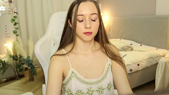 Snapshot of _Pretty_Doll_ chatting on March 10, 7:07 pm Pretty Doll online show from March 10, 7:07 pm