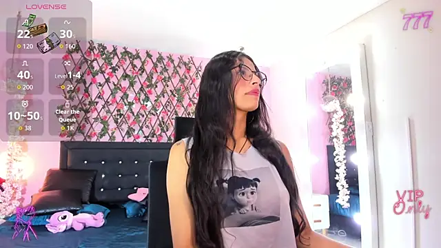 SamaraCortez online show from March 3, 7:42 pm