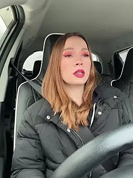 LavenderHot online show from December 12, 4:37 am