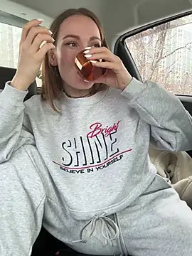 LavenderHot online show from January 8, 5:48 am