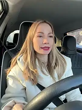 LavenderHot online show from February 4, 8:13 am