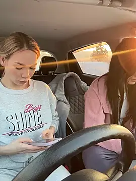 LavenderHot online show from February 18, 2:27 am