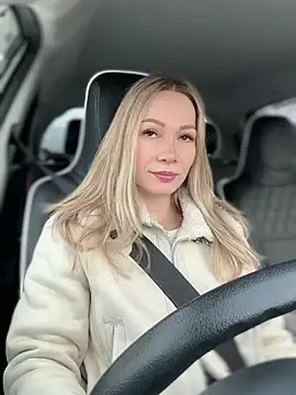 LavenderHot online show from March 5, 2:25 am