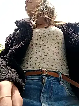 Violeta 12- online show from April 10, 5:06 pm