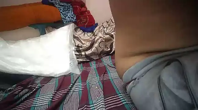 Snapshot of naughtymike0007 chatting on March 19, 6:12 pm naughtymike0007 online show from March 19, 6:12 pm