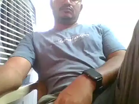 Snapshot of naughtymike0007 chatting on October 15, 2:44 am naughtymike0007 online show from October 15, 2:44 am