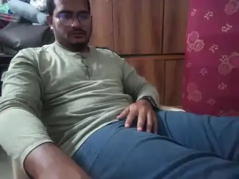 Snapshot of naughtymike0007 chatting on October 25, 7:30 pm naughtymike0007 online show from October 25, 7:30 pm