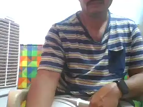 Snapshot of naughtymike0007 chatting on November 4, 2:21 am naughtymike0007 online show from November 4, 2:21 am