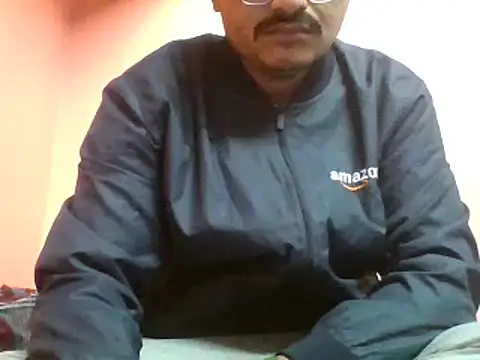 Snapshot of naughtymike0007 chatting on December 2, 1:22 am naughtymike0007 online show from December 2, 1:22 am