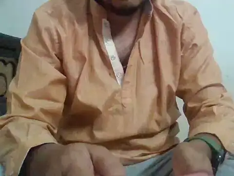 Snapshot of naughtymike0007 chatting on January 12, 12:27 am naughtymike0007 online show from January 12, 12:27 am