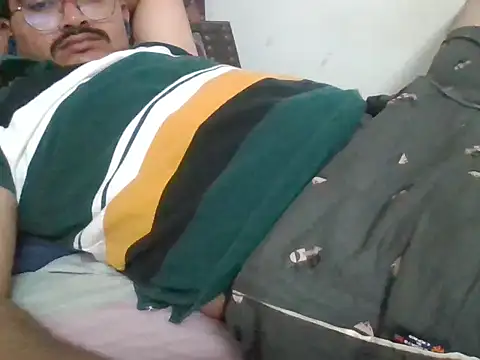 Snapshot of naughtymike0007 chatting on January 18, 4:11 pm naughtymike0007 online show from January 18, 4:11 pm