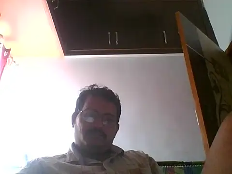Snapshot of naughtymike0007 chatting on February 18, 8:54 am naughtymike0007 online show from February 18, 8:54 am