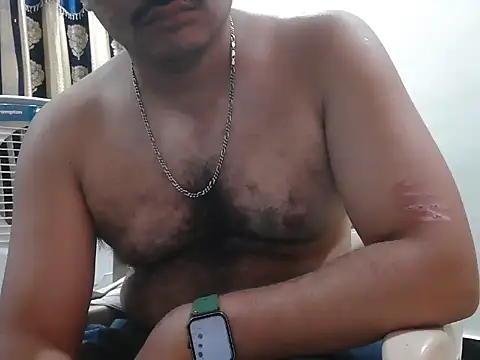 Snapshot of naughtymike0007 chatting on February 28, 4:19 pm naughtymike0007 online show from February 28, 4:19 pm