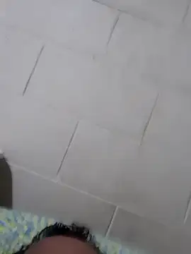 Snapshot of EIGUAP00 chatting on January 7, 4:27 pm EIGUAP00 online show from January 7, 4:27 pm