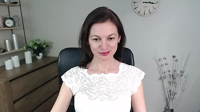 Snapshot of VivianWILD chatting on January 15, 2:02 pm VivianWILD online show from January 15, 2:02 pm
