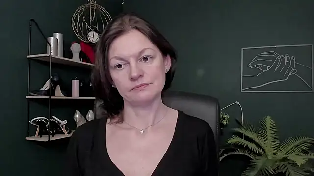 VivianWILD online show from January 13, 7:24 am