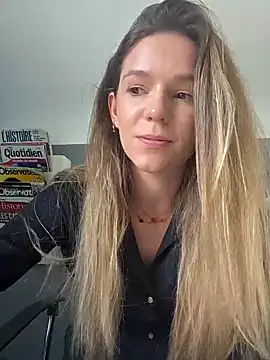 Snapshot of lucie_mehott chatting on October 24, 12:56 pm lucie mehott online show from October 24, 12:56 pm