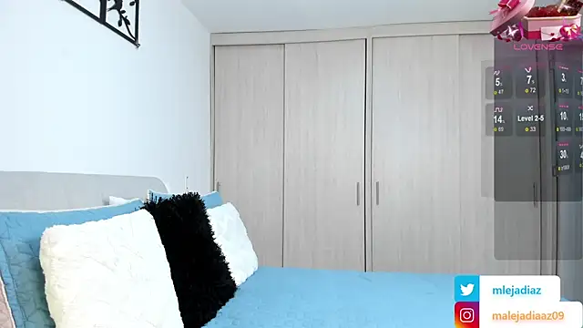 MalejaDiaz  online show from February 11, 7:16 pm