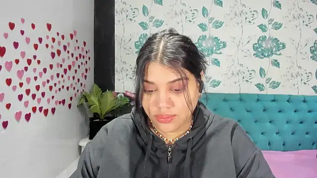 Snapshot of LindaBreeS chatting on February 14, 4:52 pm LindaBreeS online show from February 14, 4:52 pm