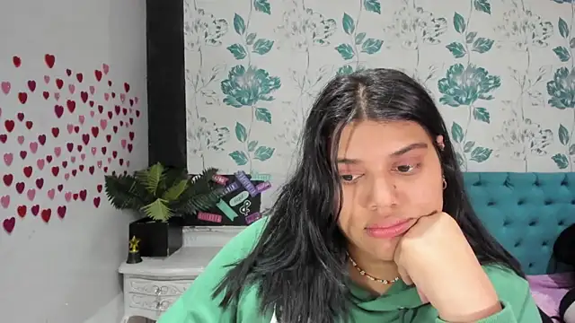 Snapshot of LindaBreeS chatting on February 24, 8:03 pm LindaBreeS online show from February 24, 8:03 pm