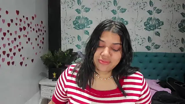 Snapshot of LindaBreeS chatting on March 18, 4:48 pm LindaBreeS online show from March 18, 4:48 pm