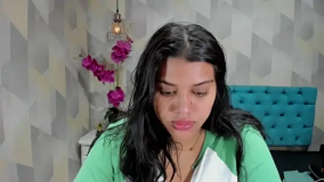 Snapshot of LindaBreeS chatting on October 24, 3:08 pm LindaBreeS online show from October 24, 3:08 pm