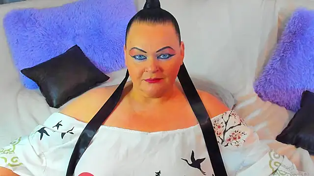 Snapshot of MilanaBiegert chatting on January 8, 2:46 pm MilanaBiegert online show from January 8, 2:46 pm