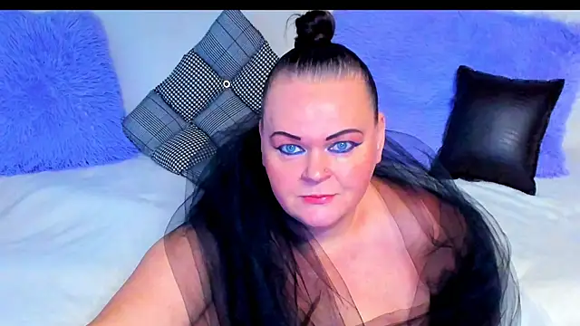 Snapshot of MilanaBiegert chatting on October 14, 5:19 am MilanaBiegert online show from October 14, 5:19 am