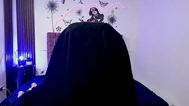 Snapshot of elena_detroya chatting on November 22, 12:26 pm elena detroya online show from November 22, 12:26 pm