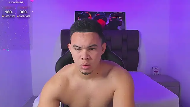 Snapshot of jhotta_fox chatting on January 13, 9:08 am jhotta fox online show from January 13, 9:08 am