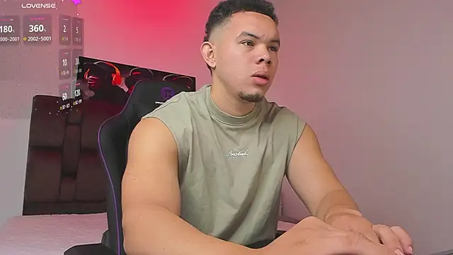 Snapshot of jhotta_fox chatting on January 17, 8:02 am jhotta fox online show from January 17, 8:02 am