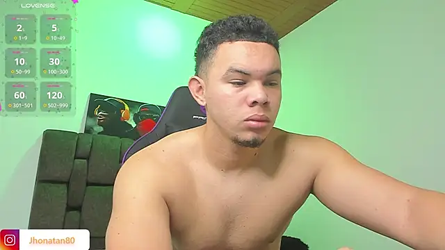 Snapshot of jhotta_fox chatting on January 25, 7:06 am jhotta fox online show from January 25, 7:06 am