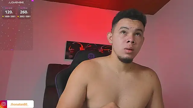 Snapshot of jhotta_fox chatting on October 3, 7:05 am jhotta fox online show from October 3, 7:05 am