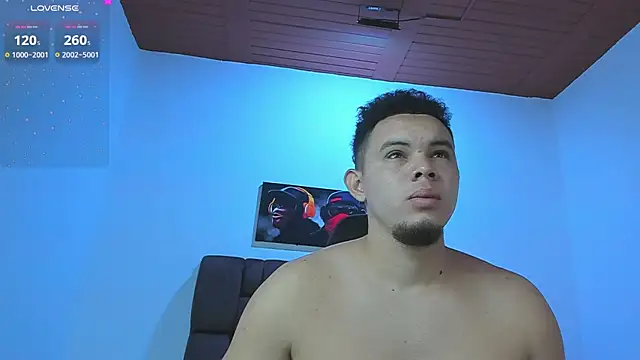 Snapshot of jhotta_fox chatting on October 28, 7:01 am jhotta fox online show from October 28, 7:01 am