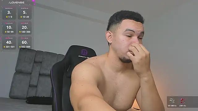 Snapshot of jhotta_fox chatting on November 17, 7:03 am jhotta fox online show from November 17, 7:03 am