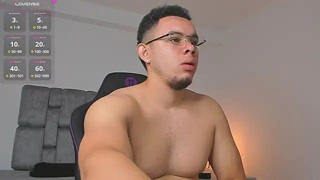 Snapshot of jhotta_fox chatting on November 19, 7:08 am jhotta fox online show from November 19, 7:08 am