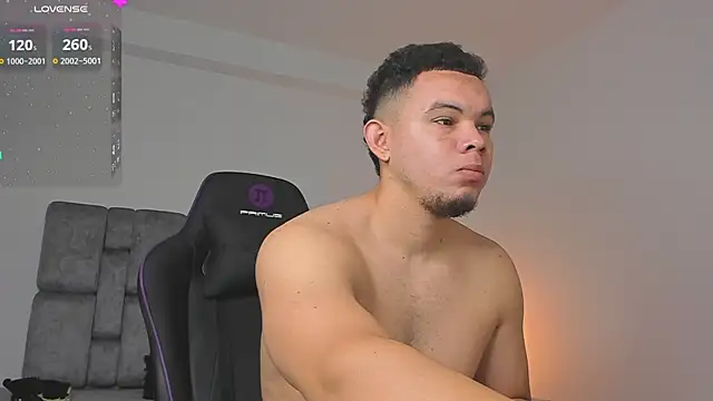 Snapshot of jhotta_fox chatting on November 25, 8:03 am jhotta fox online show from November 25, 8:03 am