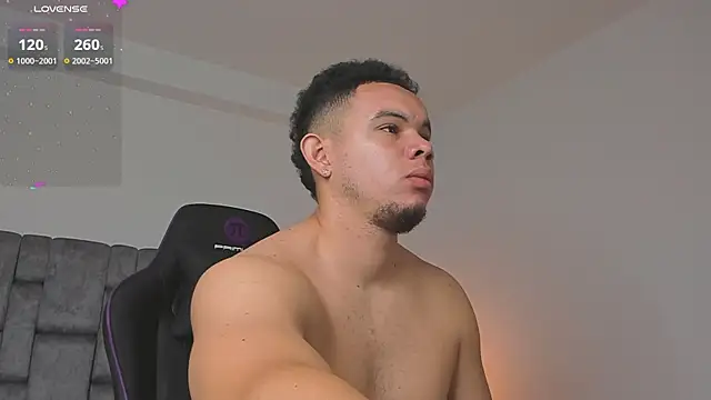 Snapshot of jhotta_fox chatting on November 27, 7:10 am jhotta fox online show from November 27, 7:10 am