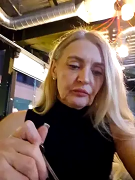 amelia blondy online show from February 2, 4:43 pm