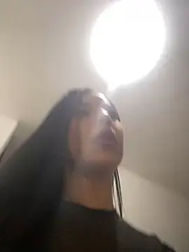 Nikothyna online show from December 14, 2:45 am