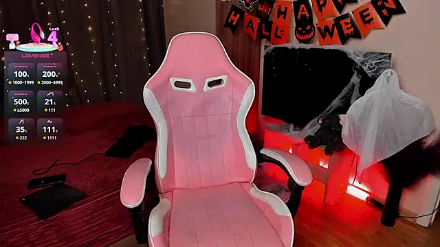 Snapshot of Jane_Paws chatting on November 1, 1:18 am Jane Paws online show from November 1, 1:18 am