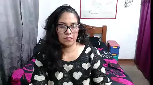 Mistresskloe01 online show from January 10, 3:06 pm