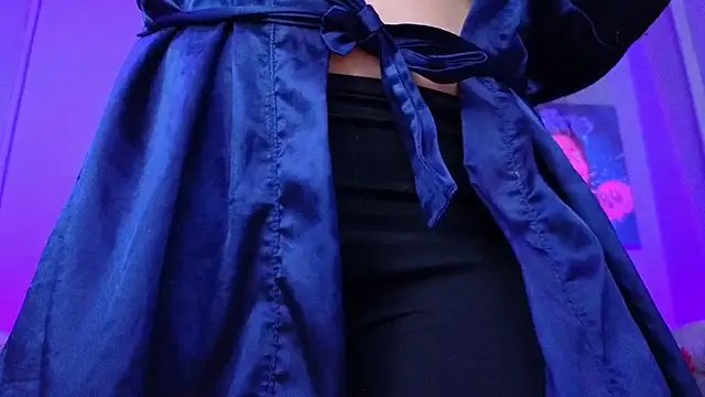 Julieta Russell online show from February 1, 12:58 pm