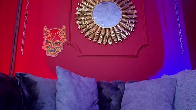 Julieta Russell online show from September 11, 12:05 pm