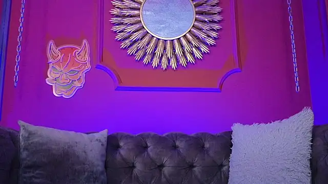 Julieta Russell online show from January 10, 12:29 pm