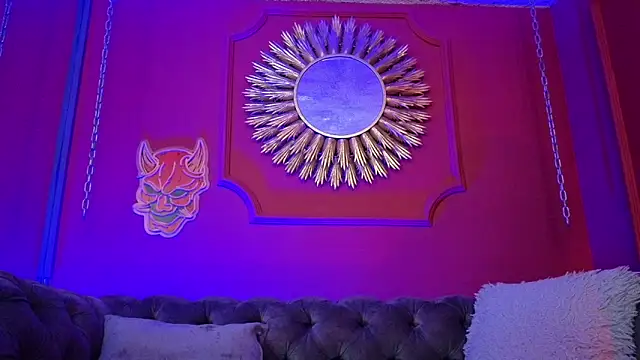 Julieta Russell online show from February 16, 12:23 pm