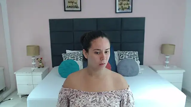 MadisonJenner online show from January 3, 12:52 pm